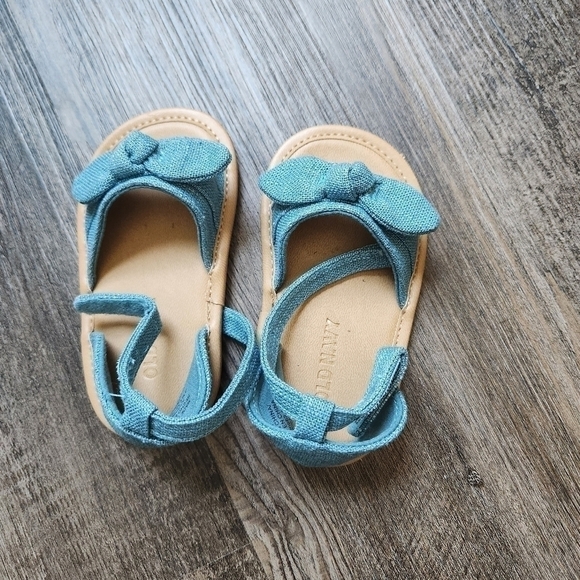 Baby Sandals - Picture 1 of 4